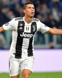  意甲金靴争夺白热化四大射手差距缩小  