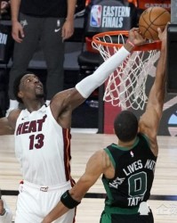  阿德巴约两双热火复仇雄鹿  