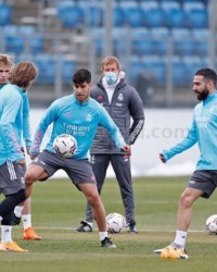  罗马中场核心感染新冠，缺席生死战  