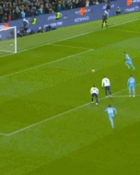  凯恩头槌制胜热刺一球小胜富勒姆延续不败