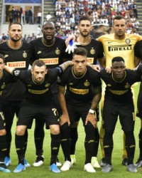  尤文图斯防线送礼不断遭弱旅逼平丢榜首  