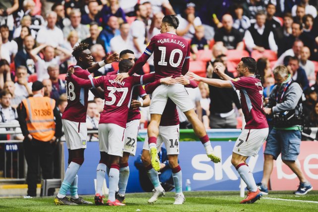  阿斯顿维拉定位球战术发威两度头槌破门击败谢菲联